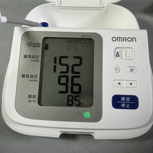 B2-420 OMRON オムロン 血圧計 動作品 HEM-7313