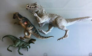 3 Universal Jurassic World Jurassic Park T Rex Raptor JW JP Dinosaur Toy Figures 海外 即決