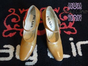 ＰＲＡＤＡ プラダ レディース パンプス 35.5サイズ ライトブラウン 中古 _yo