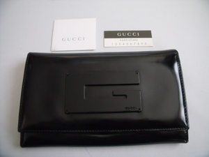 美品■ GUCCI ■ グッチ ■ 大きめ G型 ロゴ ■ パテント エナメル レザー製・ がま口 長財布 ウォレット ■ 黒 ブラック系 ■ 送料無料！