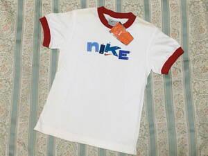 ☆新品☆小売価格1900円　NIKE/ナイキ　半袖Tシャツ　サイズ120