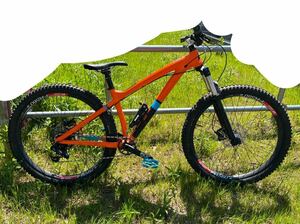 LAPIERRE ラピエール EDGE+327 エッジ+327 MTB ダウンヒル 里山ライド 即行けます マウンテンバイク カスタム多数 DH クワハラリヤハブ交換