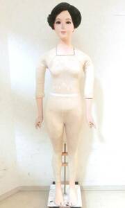 1000円スタート マネキン 女性 身長約163cm メーカー名未記載 トルソー ディスプレイ レトロ 等身大 店舗什器 引取のみ限定 4 AA8018