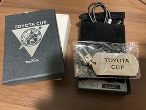 サッカー　トヨタカップ　メタルアクセサリー　2004 美品