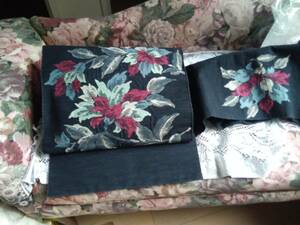 レディース帯、ざっくりした紺色綿地、花柄が織り込まれおしゃれ、軽い1枚仕立て、締め易い送料210円
