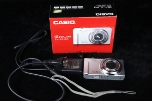 CASIO EX-ZS160 EXILIM デジカメ コンパクトデジタルカメラ カメラ 12.5×16.1MEGAPIXELS シルバーカラー 写真 思い出 003IPIIW52
