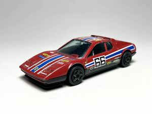 burago ／ ブラーゴ　FERRARI BB 512 ／ フェラーリ BB 512　1/43　イタリア製