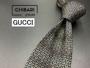 【超美品】GUCCI　グッチ　全面Gロゴ柄　ネクタイ　3本以上送料無料　ブラックブラウン　0501075