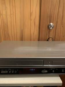 SHARP　DVD+VHS ビデオデッキ　DV-NC750　通電確認　現状品 プレーヤー