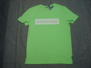 新品CHIEMSEE(キムジー)メンズTシャツOTTFRIED 13-0340 GREEN GECKO (S) ・・実物は、もう少し明るい感じです！