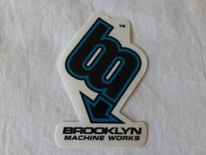 BROOKLYN MACHINE WORKS・NEW YORK ステッカー ブラックxターコイズ 水色 BROOKLYN MACHINE WORKS