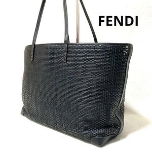 FENDI トートバッグ 編み込み ズッカ柄 ネイビー 紺色A4サイズ収納可能