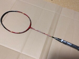 未使用　ナノレイ800 NR800 バドミントンラケット ヨネックス