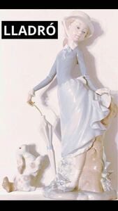 【レア】アンティーク LLADRO Spain リヤドロ 女性 犬 磁器 置物