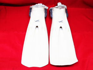 GULL ガル マンティス ドライフィン MANTIS Dry Fin ホワイト Sサイズ 22~25cm ダイビング用品 管理6B0416E-D5