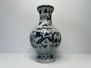 中国古美術 明時代 古染付 龍鳳花瓶 花瓶 中国美術 花器 花入 中国古玩 時代物 唐物 古物保証 在銘 大明萬暦年製