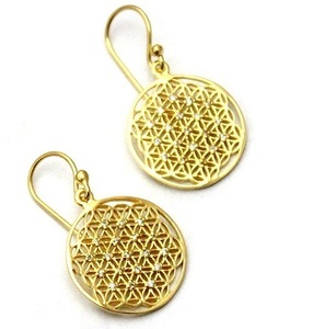 フラワーオブライフ ピアス １８Ｋ flower of life 神聖幾何学 生命の花 フラワー・オブ・ライフ ジルコニア ゴールド イエローゴールド