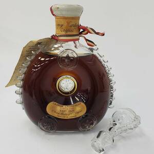 M37404(052)-593/IK100000　酒　REMY MARTIN LOUIS ⅩⅢ BACCARAT CRISTAL レミーマルタン ルイ13世 バカラ 700ml 替え栓付き ※欠け有り