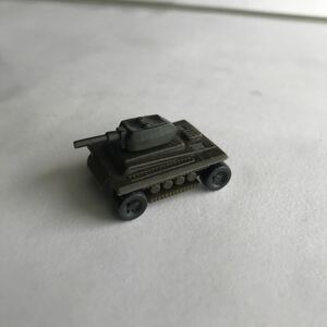 ■当時物グリコおまけ　戦車　ミニカー　ミリタリー　軍　昭和レトロb■検）おまけ食玩消しゴム昔グリコ古い当時森永おもちゃ玩具