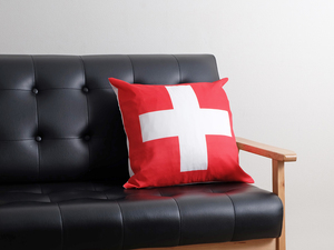 国旗 クッションカバー 45×45cm スイス インテリア 雑貨 小物 プリント 正方形 モダン シンプル 枕 座布団 ソファ ベッド リビング 寝室