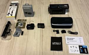 GoPro HERO11 Black + デュアルバッテリーチャージャー+Enduroバッテリー3個 + 認定SDカード + 非売品日本語取説&サイドドア