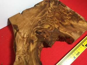 4-2502 材料 銘木屋久杉 世界遺産 逸品 上杢 香木 一部水引きして撮影しております。