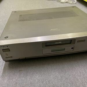 ソニー SONY EV-NS9000 Hi8 ビデオデッキ　94年製　ジャンク　本体のみ