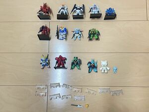 ガンダムコンバージ　9体+ジャンク5体セット　サザビー　νガンダム　sガンダム　セット　まとめ