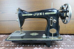 ●HS/　　 JUKI ジューキ ミシン 本体 裁縫 手工芸 レトロ 裁縫ハンドクラフト アンティーク ヴィンテージ コレクション ジャンク