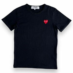 17年製 PLAY COMME des GARCONS プレイ コムデギャルソン AZ-T026 刺繍 ハート ロゴ 半袖 コットン Tシャツ S/S トップス M ブラック 黒