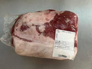 肉屋発！米国産　豚肩ロースブロック　１９７７ｇ　肩ロース　冷凍　ブロック　塊肉　業務用　同日落札で同梱可能　１円