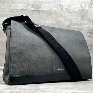 【A4収納/美品】1円 BVLGARI ブルガリ ウィークエンド ショルダーバッグ メッセンジャー メンズ ビジネス　レザー PVC グレー 黒