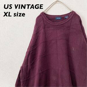 US古着　ニット　セーター　チェック　ワンポイント刺繍ロゴ　XLサイズ　男女兼用　ユニセックス　大きいサイズ　ビッグシルエット　綿