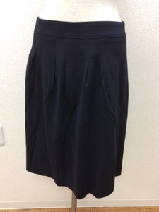 組曲 濃い紺色の台形スカート サイズ2