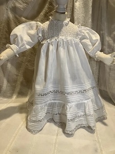 ビスクドール用ドレス　71～86㎝前後の大きな人形用　ヴィンテージ コットンドール　バティスト レースのベビーラージ ドール