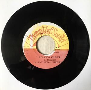 [I’m Just A Guy Riddim] Barrington Levy & Linval Thompson - Police & Soldier / Reggae Dancehall Foundation Dub Roots / 7インチ