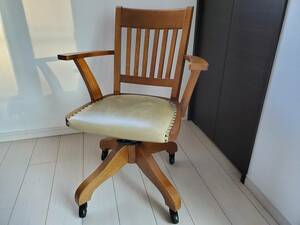 P.F.S. CLERK CHAIR(original) 自身購入品 one owner　Desk Chair 　パシフィックファニチャーサービス恵比寿本店にて購入