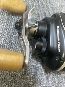 メガバス FX68L ベイトリール Megabass Daiwa 左ハンドル