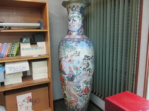 ★とちぎ屋！彩色兼備！色絵磁器！中国製大壺！金鶏・銀鶏・龍・孔雀・鶴！当県某旅館約３５年展示品！購入価格５５０万円！引取り限定★