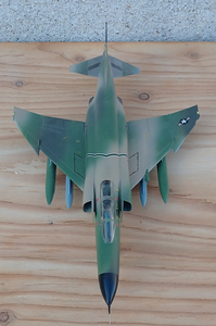 ハセガワ 1/72 F-4Eファントム 完成品