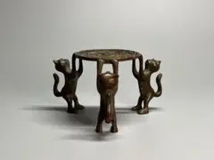 古美術 古銅製 龍紋 三匹猫の香炉台 置物 ねこ かわいい 茶道具 盖置 美品