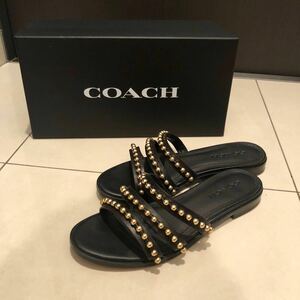 39,000円 COACH フラット サンダル ブラック 黒 ゴールド ストラップ コーチ 23cm 36 36,5