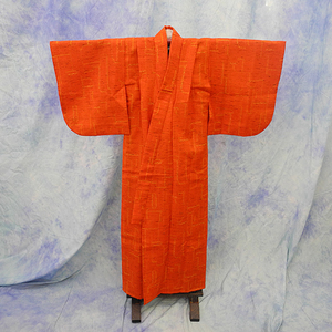 （50）女の子用　オレンジ　着物　ウール　ｗool　中古　 Japanese　Kimono　for children　110cm 　43inch