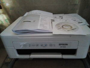 EPSON EW-052A 複合機　赤インク出ません。ジャンク。