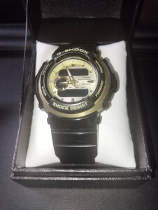 ◆CASIO カシオ G-SHOCK 3750 20BAR G-300G◆ ブラック+ゴールド カジュアル Gショック ジーショック ★腕時計 ジャンク