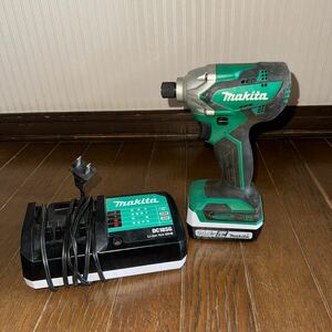 動作確認済 makita マキタ 充電式インパクトドライバ MTD001D 14.4V 1.5Ah バッテリー 充電器 DC18SG 中古品 電動工具 tn3030