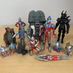 ウルトラマン　怪獣　まとめ売り　13点　ソフビ