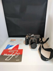 レンジファインダー中判カメラ Mamiya 7