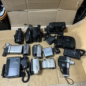 あ-4731）ビデオカメラ　まとめ　13台/ panasonic/Canon/SHARP/HITACHI/等　ジャック品