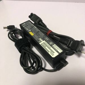 富士通 FMV-AC324 16V-3.75Aノート用FMV-R8250 R8280 LOOX LIFEBOOK対応 100%純正ACアタプター 中古動作品 管理番号SHA108